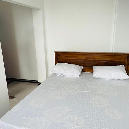 Star Village Hostel Kandy Esterno foto